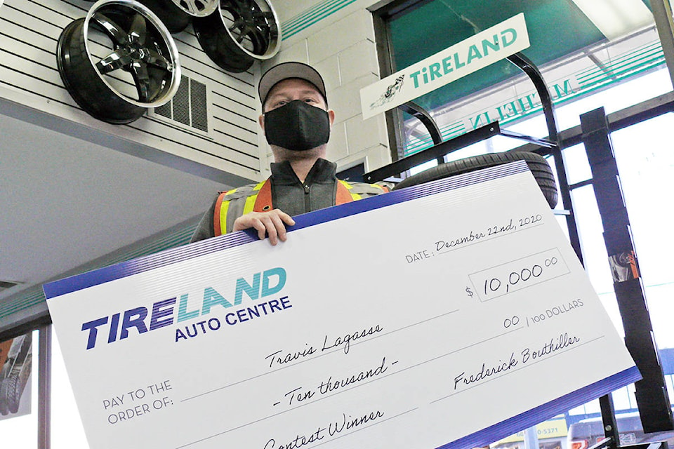 23739700_web1_201223-LAT-Tireland-winner-Lagasse_1