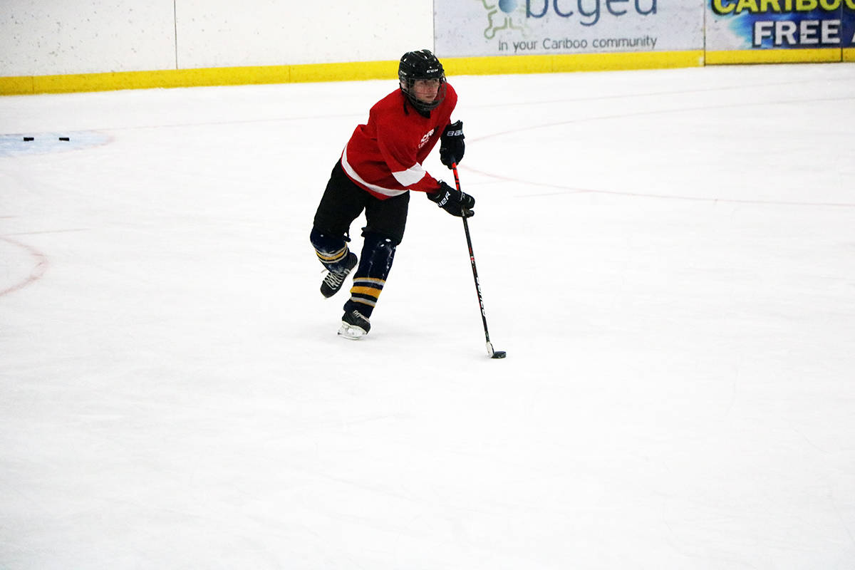 24009379_web1_201217-OMH-Minor-Hockey_7