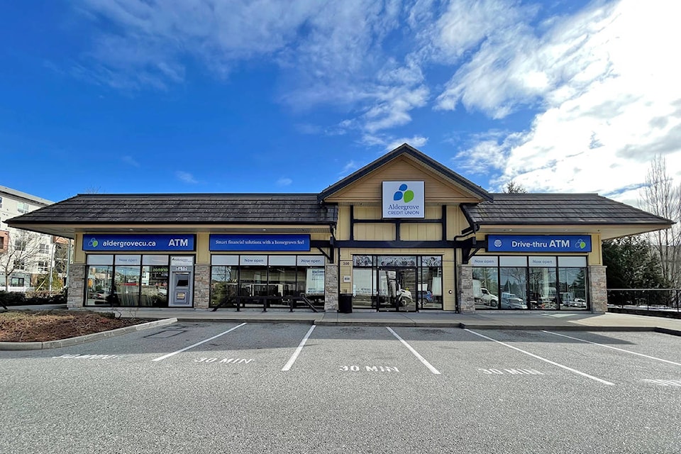 24457748_web1_210315-Impress-LAT-AldergroveCreditUnion-bank_1