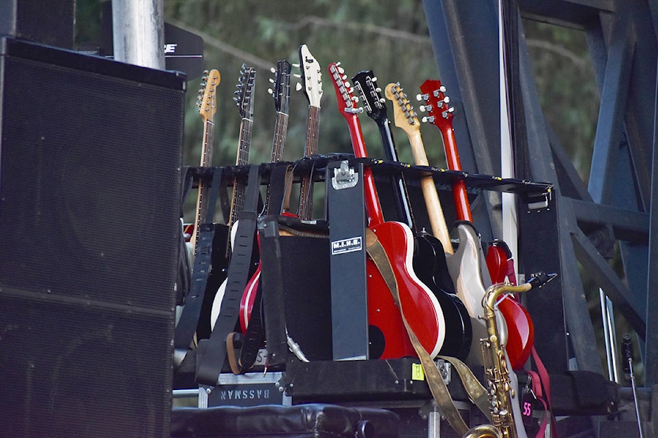 25544133_web1_190714-CVR-AE-MusicfestT5