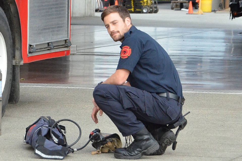 25773391_web1_210709-LAT-HC-FilmingAtCityFireHall-._4