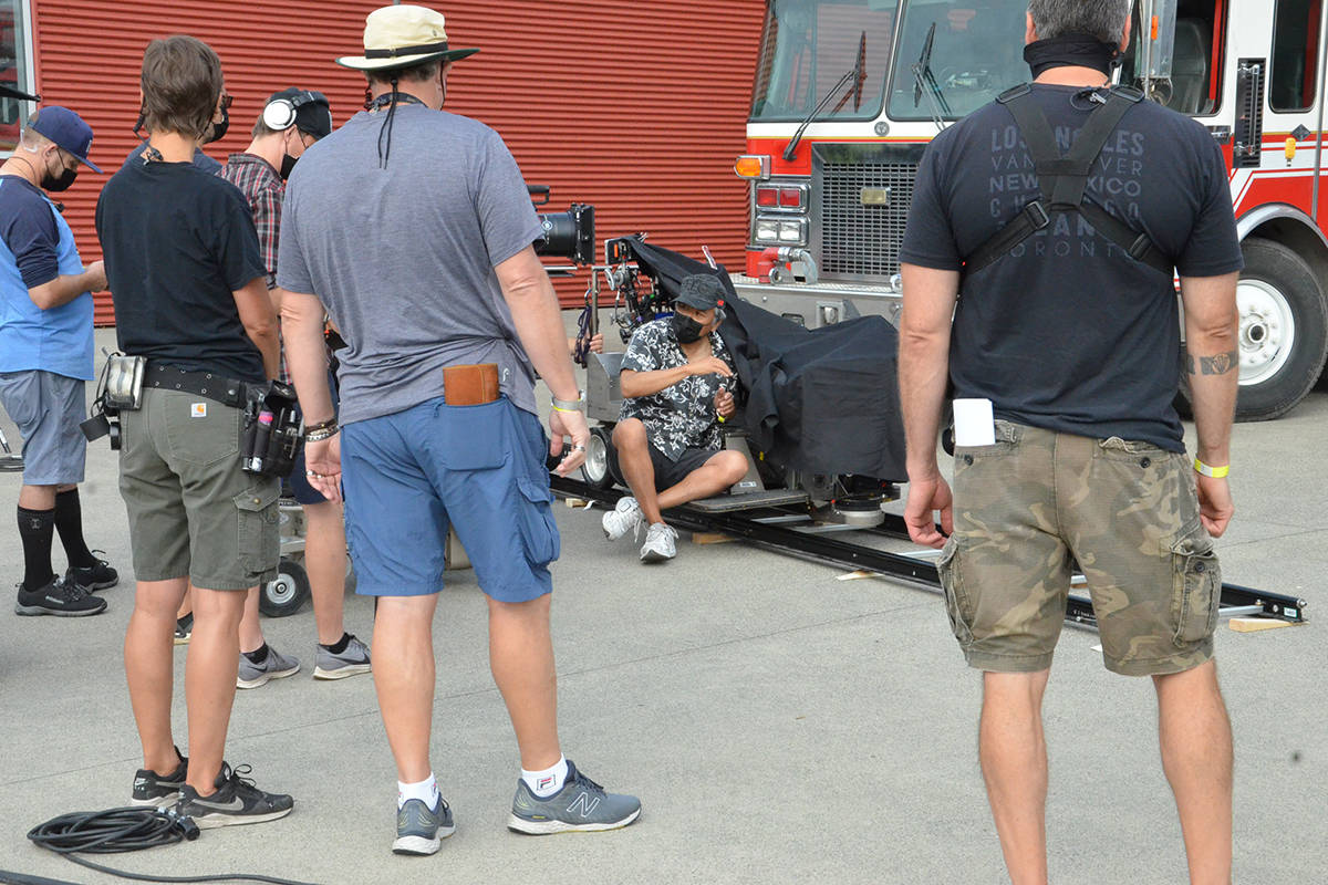 25773391_web1_210709-LAT-HC-FilmingAtCityFireHall-._5