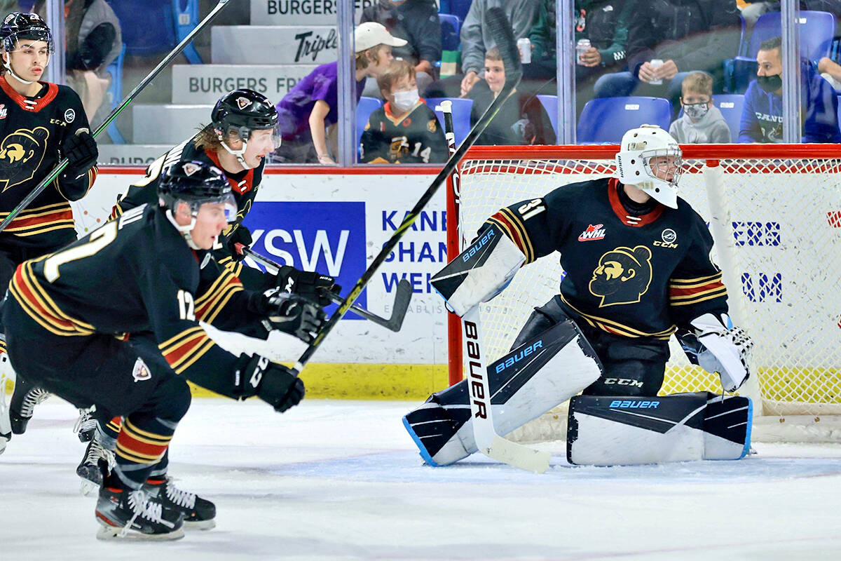 Will Gurski stopped 25 of the 26 shots fired his way to earn his first win in a Giants uniform as the Langley-based team downed Prince George 3-1 n Friday, Nov. 5 at the LEC. (Rob Wilton/Special to Langley Advance Times)