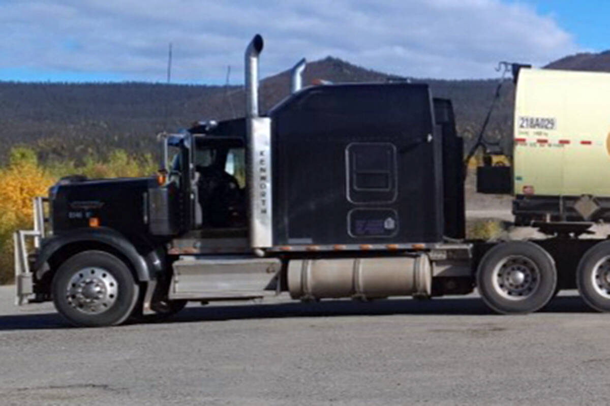 27323172_web1_Truckers-Looking-For-Pit-Stops_3