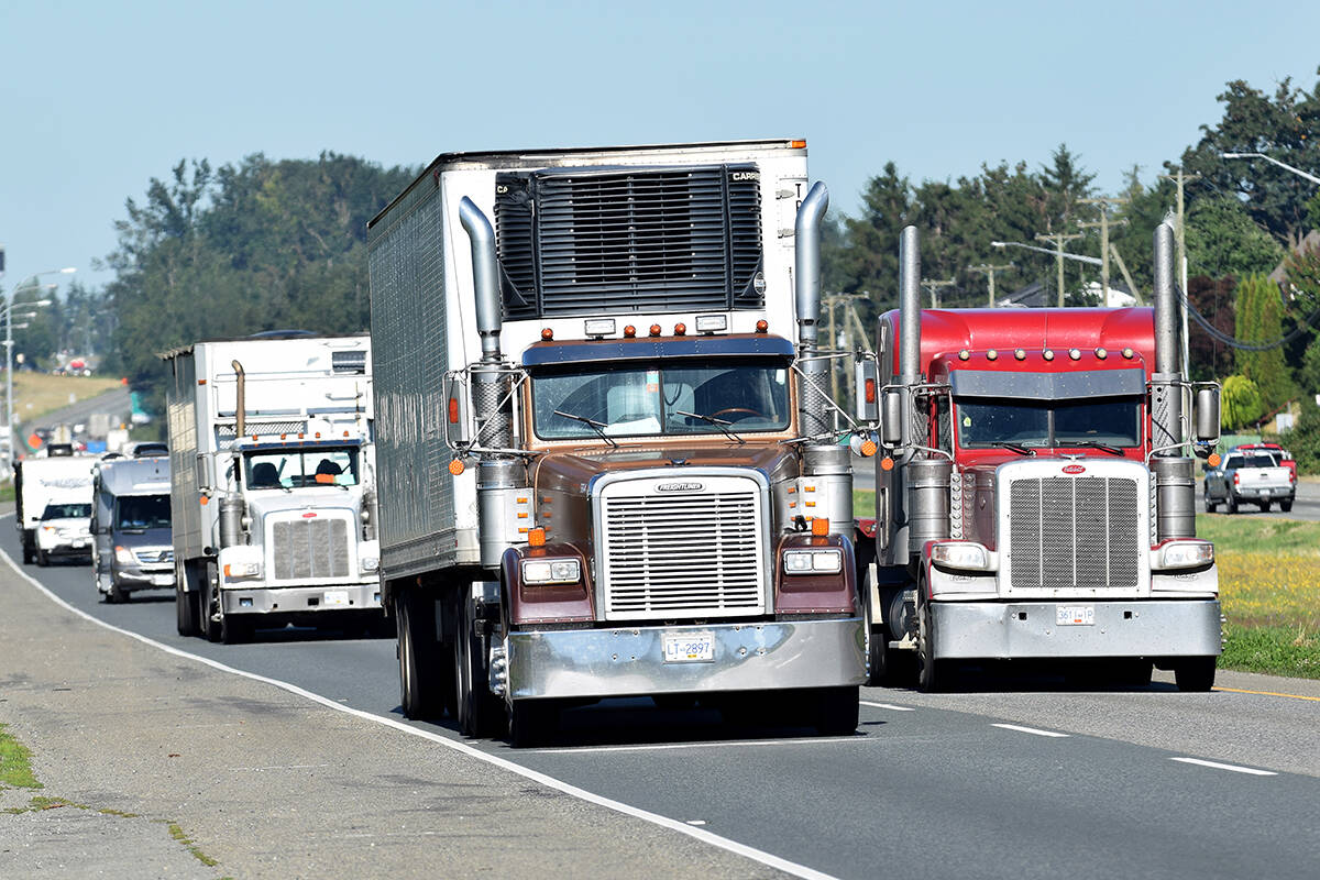 27323172_web1_trucks2