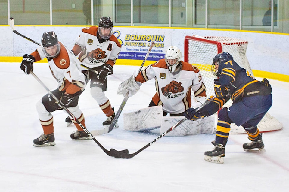 27592728_web1_211220-LAT-DF-Rivermen-Kodiaks-wrap-Gillis_1