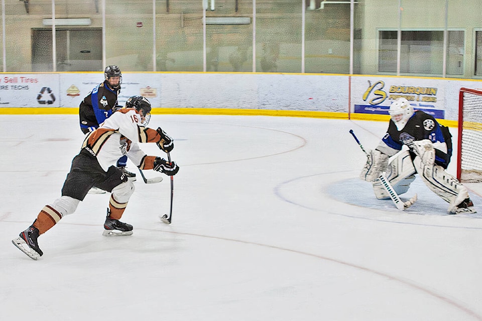 Lewis Nikkel scored twice as the Aldergrove Kodiaks downed Abbotsford Pilots 6-4 at the Aldergrove Credit Union Community Arena on Jan. 19. (Kurt Langmann/Special to )