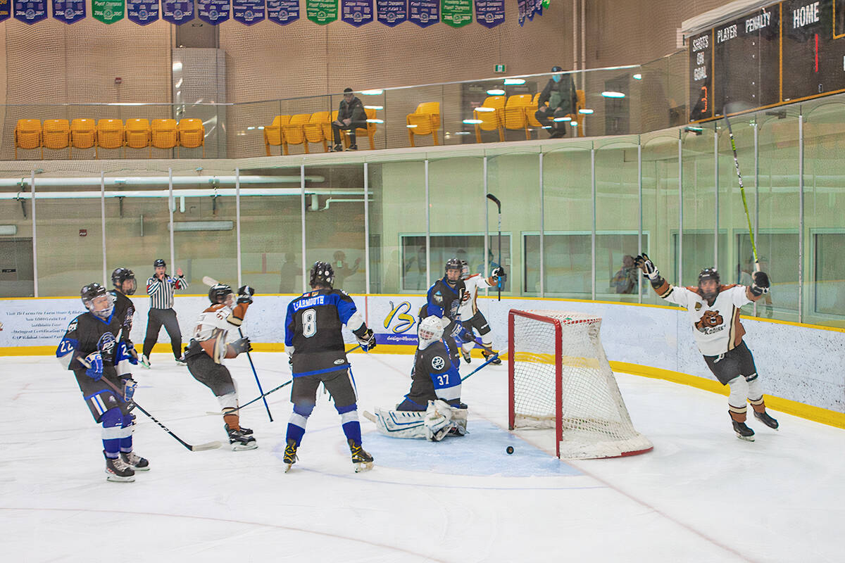 Aldergrove Kodiaks downed Abbotsford Pilots 6-4 at the Aldergrove Credit Union Community Arena on Jan. 19. (Kurt Langmann/Special to 黑马磁力)