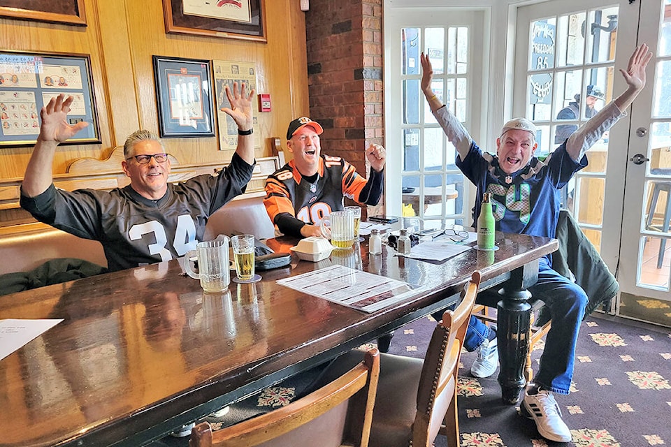 28148006_web1_220213-LAT-DF-Super-Bowl-betting-Dennis_Tack-Tony_Wild-Jeff-Tack_1