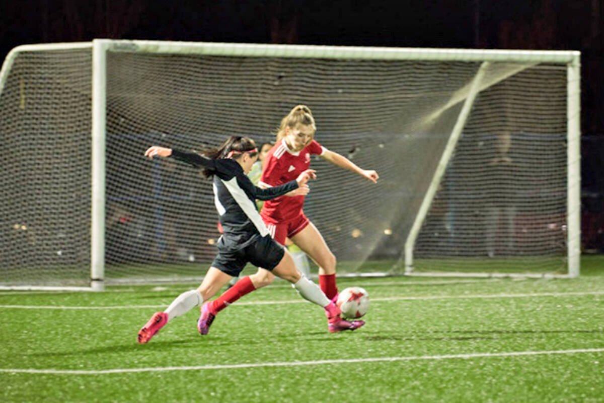 28445915_web1_220312-LAT-DF-LUSA-womens-day-match-JL_2
