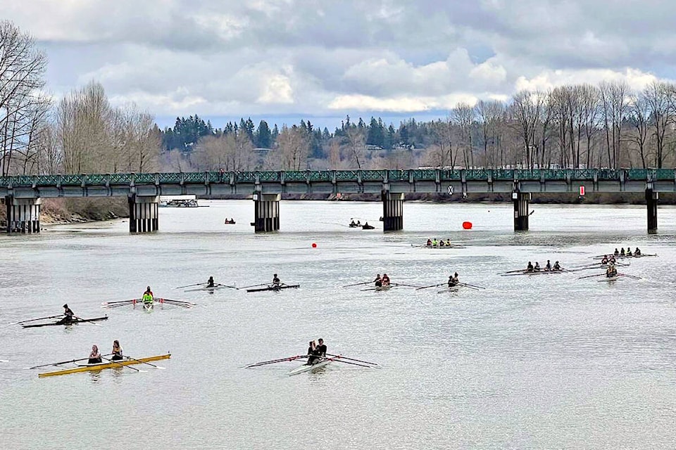 28523040_web1_220320-LAT-DF-Rebuilding-rowing-club-regatta_1