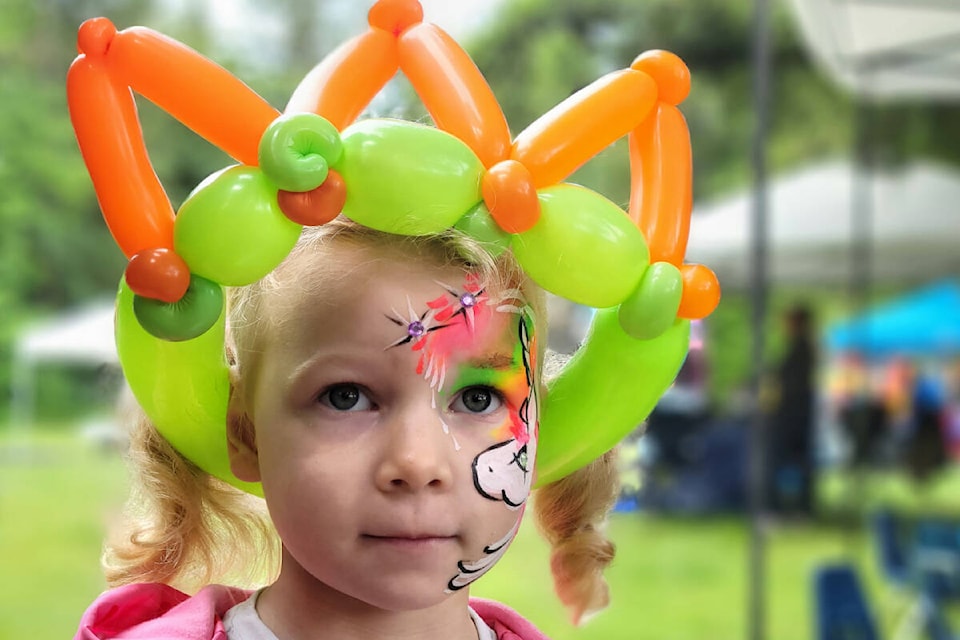 29367501_web1_220606-LAT-DF-Brookswood-Summerfest-Blake_1