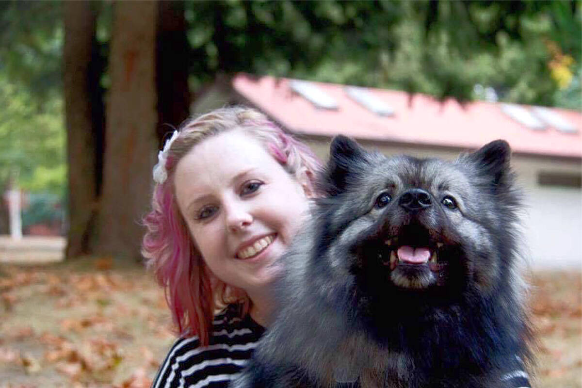 Kristy Addison and Cena, seen here before their frightening encounter with a pack of coyotes, escaped without serious injury, though Addison suffered a bruise on one leg and Cena lost some fur. (Special to 91原创 Advance Times)