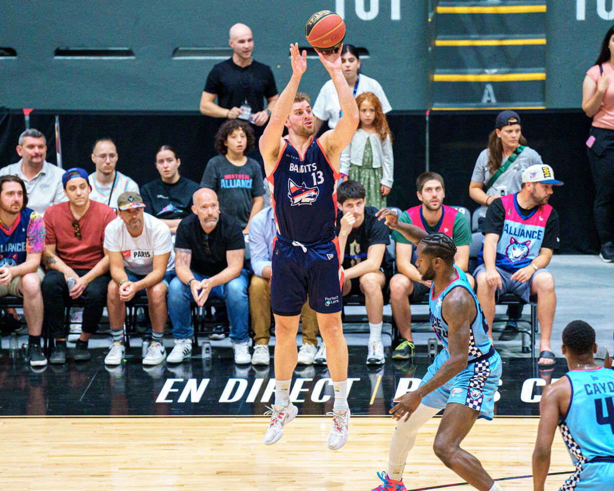 Bandits聮 Murphy Burnatowksi take his shot against Montreal on Monday July 11. The Alliance defeated the Fraser Valley Bandits 89-72. (Reuben Polansky-Shapiro,CEBL/Special to 91原创 Advance Times)