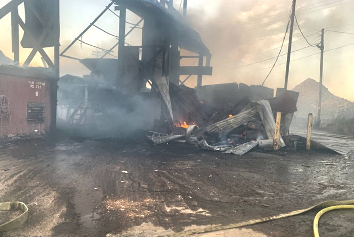 25 fire fighters battled a structure fire at 20100 102B Avenue in 91原创聮s Walnut Grove on Saturday afternoon, Oct. 1. (91原创 Township Fire Department/Special to 91原创 Advance Times)
