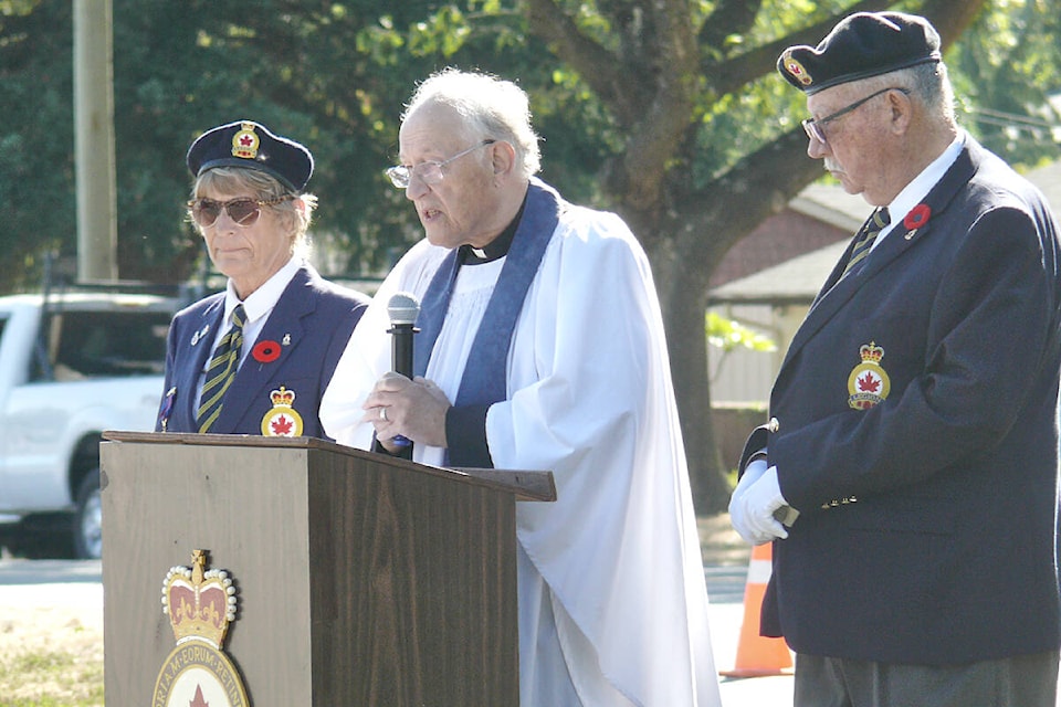 30846701_web1_220919-LAT-DF-Legion-ceremony-service_1