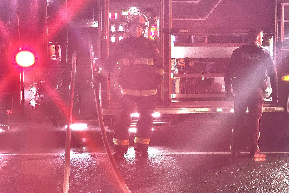 91原创 Township Fire Department and RCMP responded to an Aldergrove house fire on 272nd Street near 16th Avenue late Saturday, Nov. 12. (Dan Ferguson/91原创 Advance Times)
