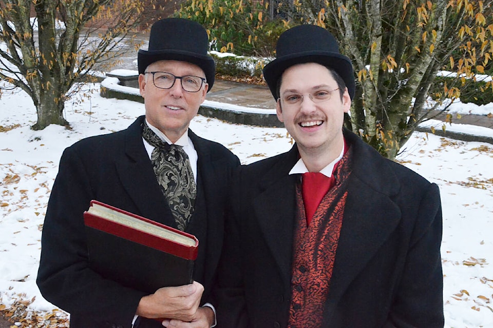 31258007_web1_221208-LAT-MC-MarleyAndCratchit