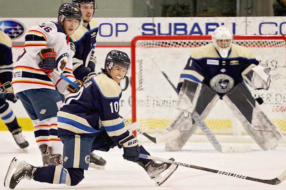 31420132_web1_221227-LAT-DF-Rivermen-update-chan_1