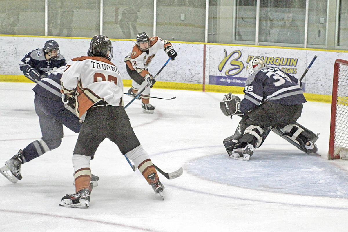 Kodiaks forward Isaiah Fernandez tried to get a shot on goal at the last home game, on Feb. 8. at the Aldergrove Credit Union Community Arena. (Kurt Langmann/Special to 91Ô´´ Advance Times)