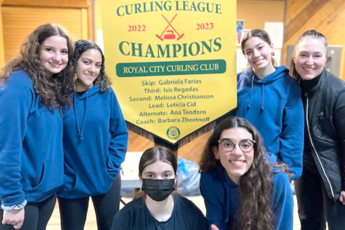 31923374_web1_230221-LAT-TA-JuniorCurlingComp_8