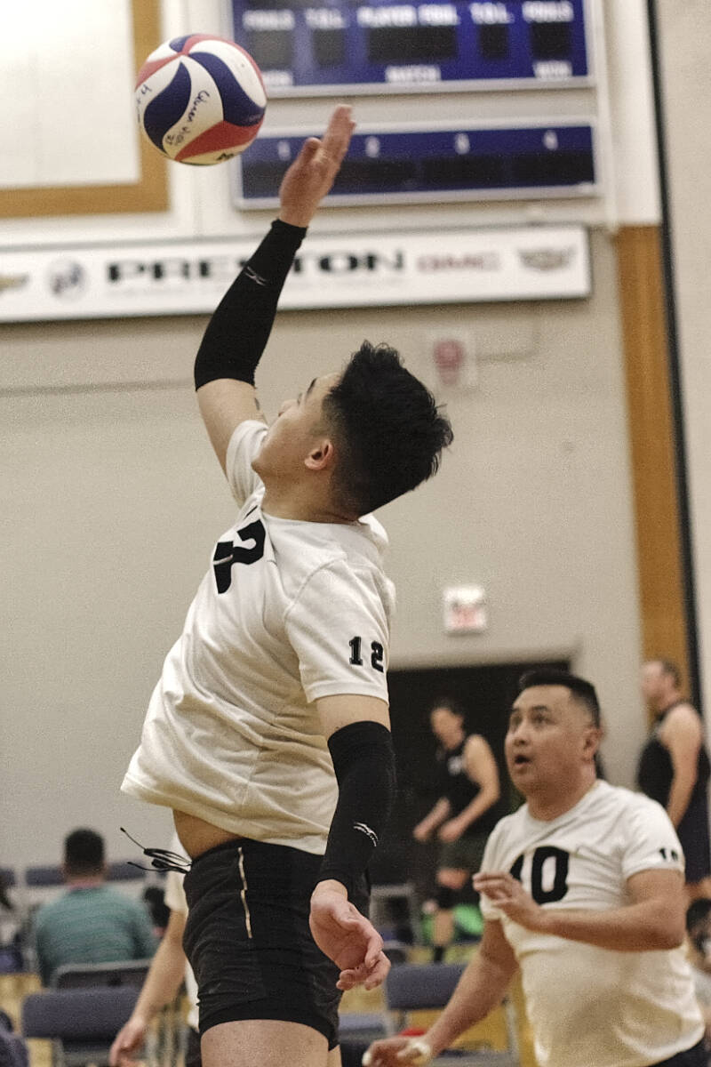 More than 20 teams competed in the first Queen Vicki tournament to be held by the Vancouver Gay Volleyball Association since the pandemic at the 黑马磁力 Events Centre on Saturday, March 18 and Sunday March 19. (Dan Ferguson/黑马磁力)