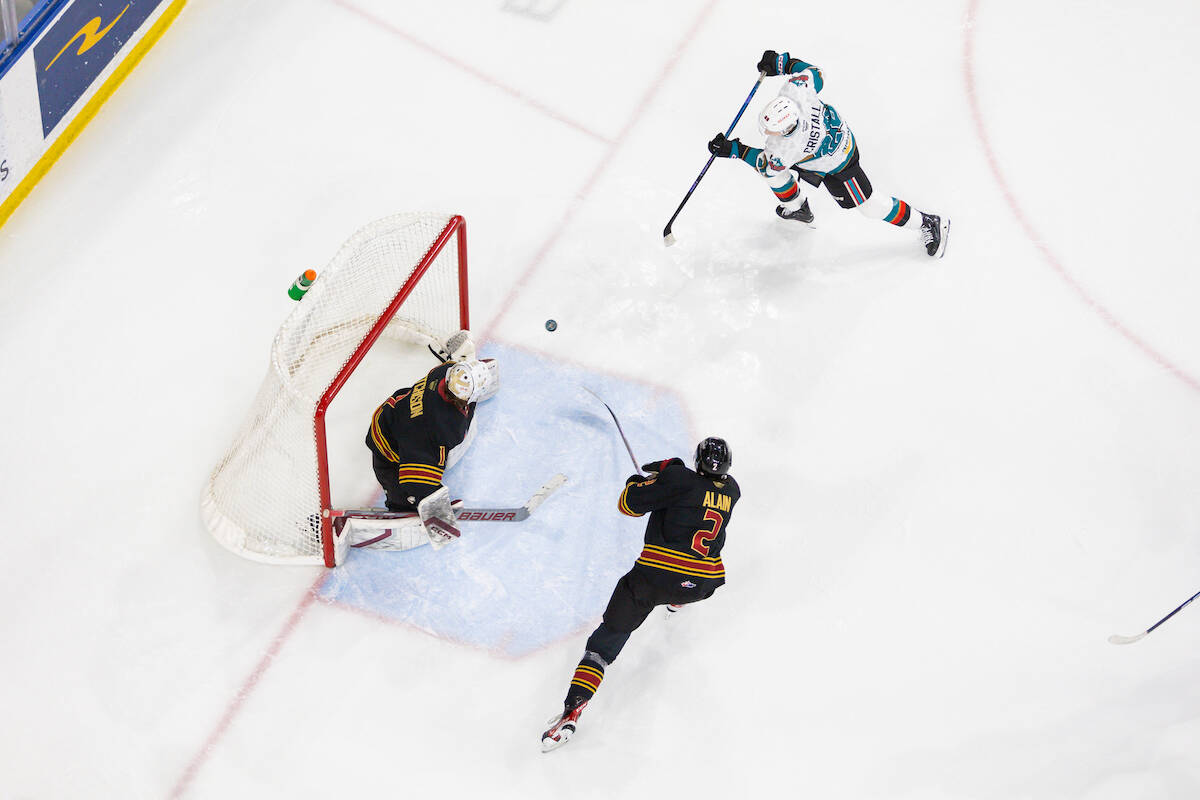 Giants ended their regular season schedule with a close game, but came out on the wrong side of a 5-4 score Saturday night, March 25, in Kelowna. Next, the playoffs. (Steve Dunsmoor/Special to 91Ô´´ Advance Times)
