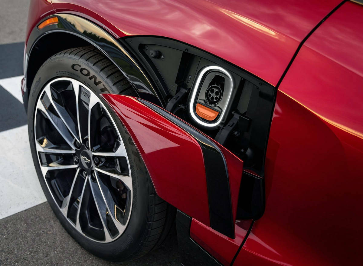 The charge-port door is actually a large panel, which is inconspicuous when itÂ’s closed. PHOTO: CHEVROLET