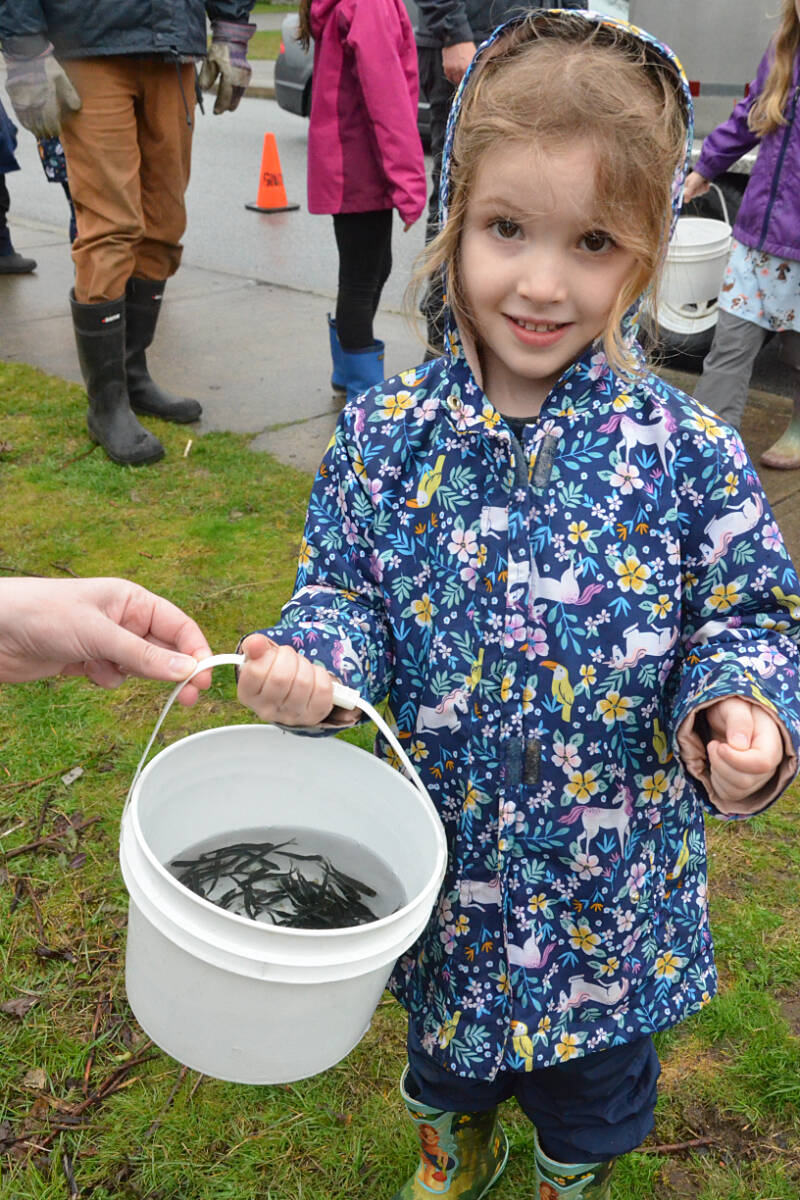 Langley children learn to fish - Langley Advance Times