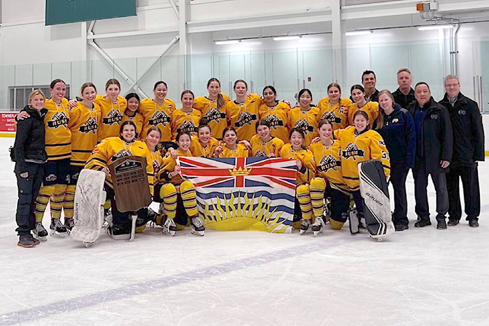 32402327_web1_230412-LAT-DF-FVRush-to-Esso-Cup_1