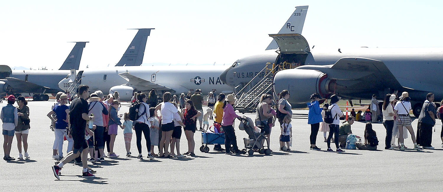 32573867_web1_230430-ABB-GirlsFlyTooCoverage-morrow_11
