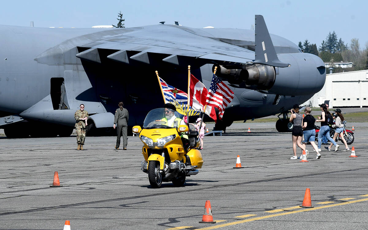 32573867_web1_230430-ABB-GirlsFlyTooCoverage-morrow_4