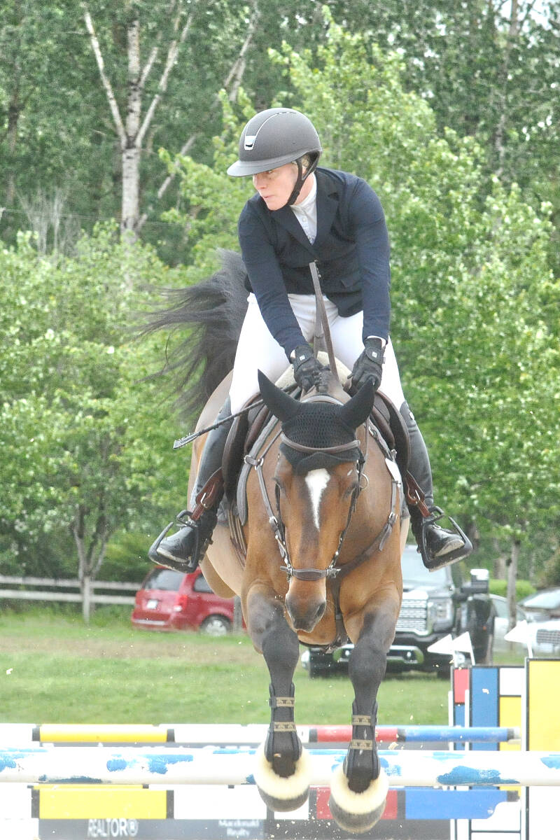 Samantha Buirs-Darvill and Casturano at a tbird competition in June. After several second-place finishes, the 91原创 rider is looking for first, but not if it means putting pressure on her new, young horse, Chic D Emma Z. (Dan Ferguson/91原创 Advance Times)