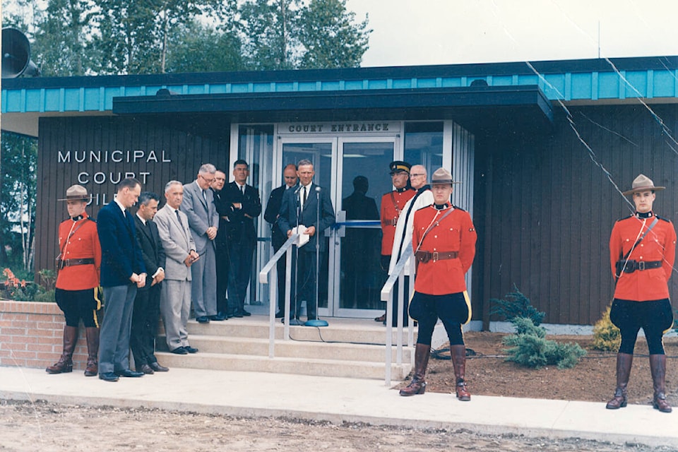 32577915_web1_230501-LAT-RCMPhistory1