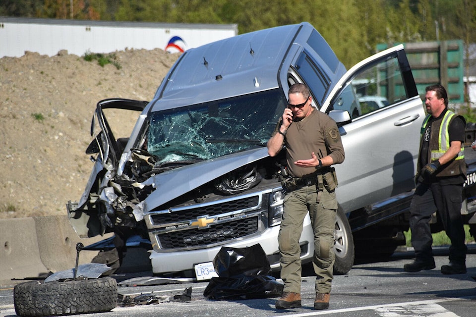 32618263_web1_230503-CPL-RCMP-ERT-highwaycrash-cops_1