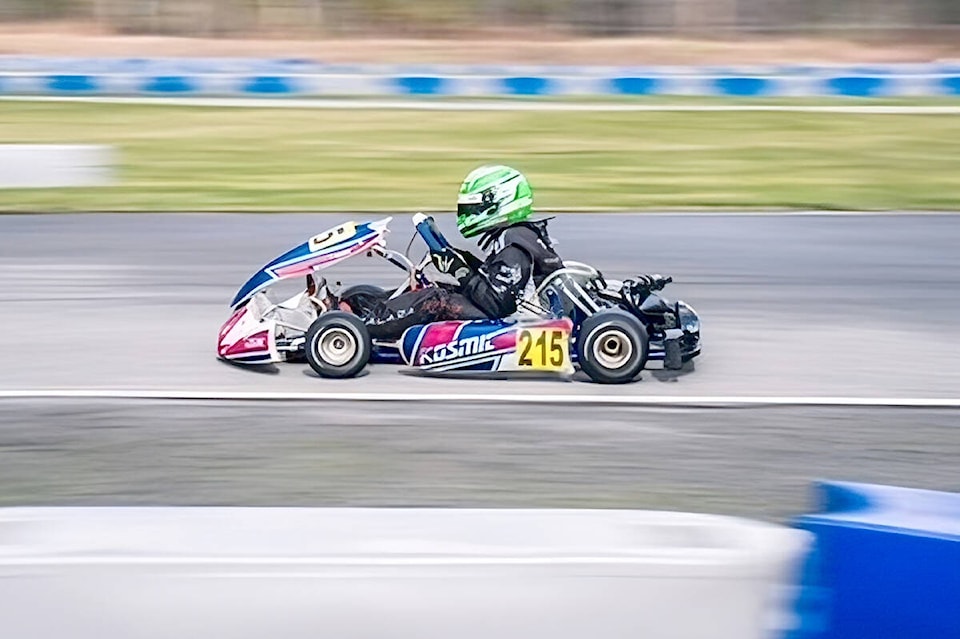 32749555_web1_230517-DF-LAT-Talaba-go-kart--_1