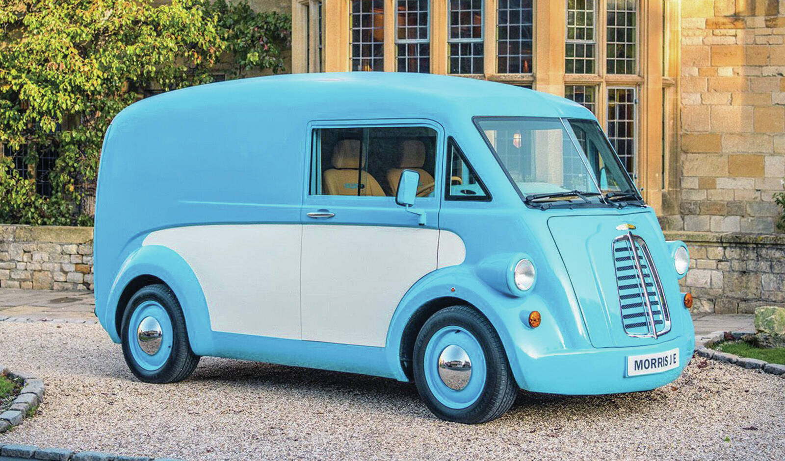 Morris聮s electric van uses the drive system from the Nissan Leaf. PHOTO: MORRIS