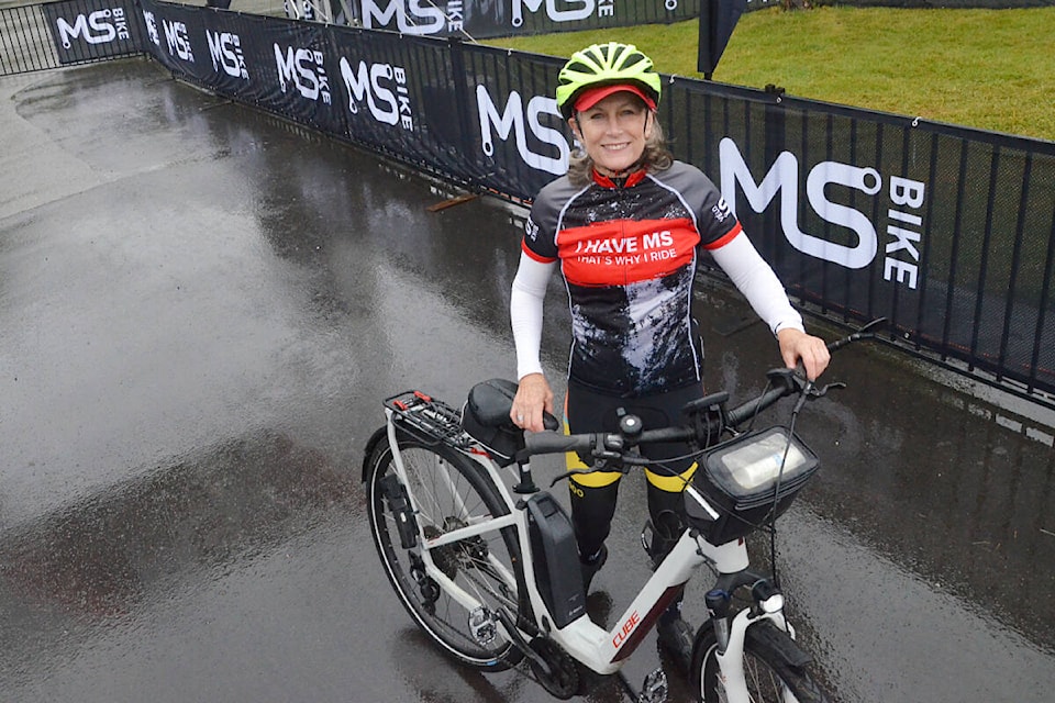 32983568_web1_230610-LAT_MC-MSbikeride2