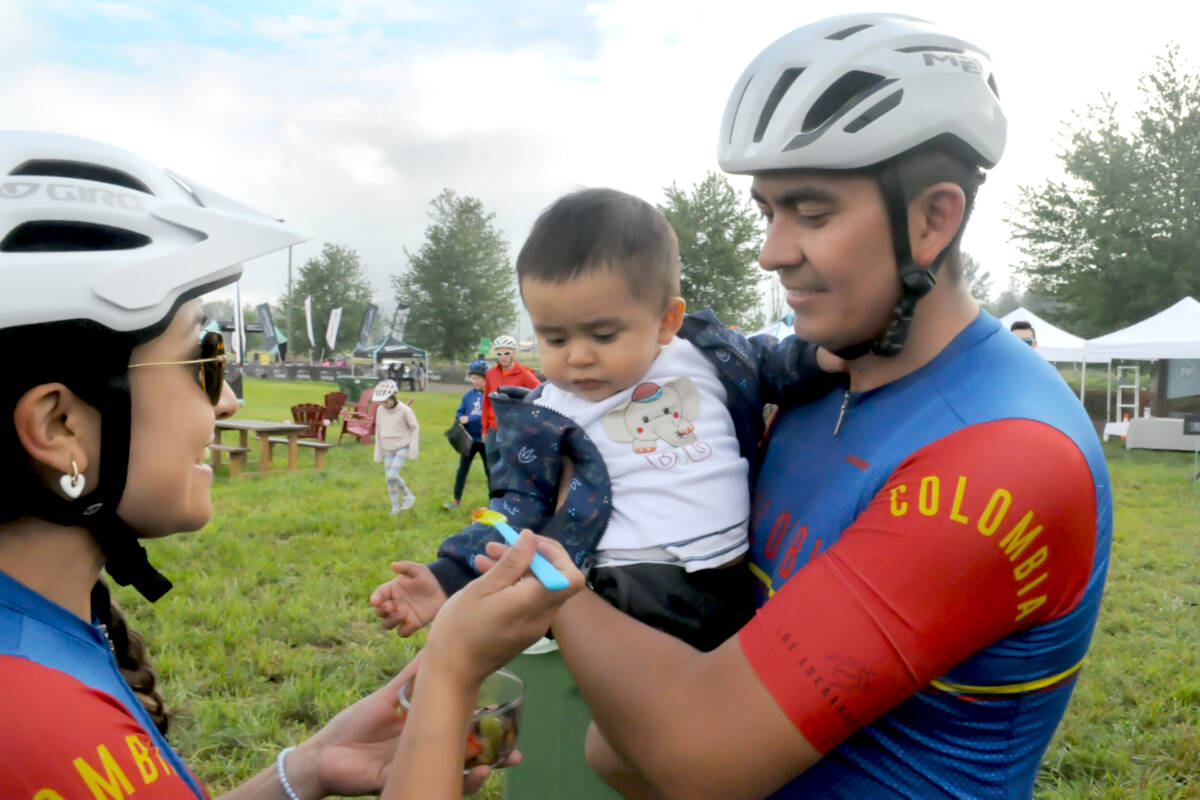 32986163_web1_230611-LAT-HC-GranFondo-._4