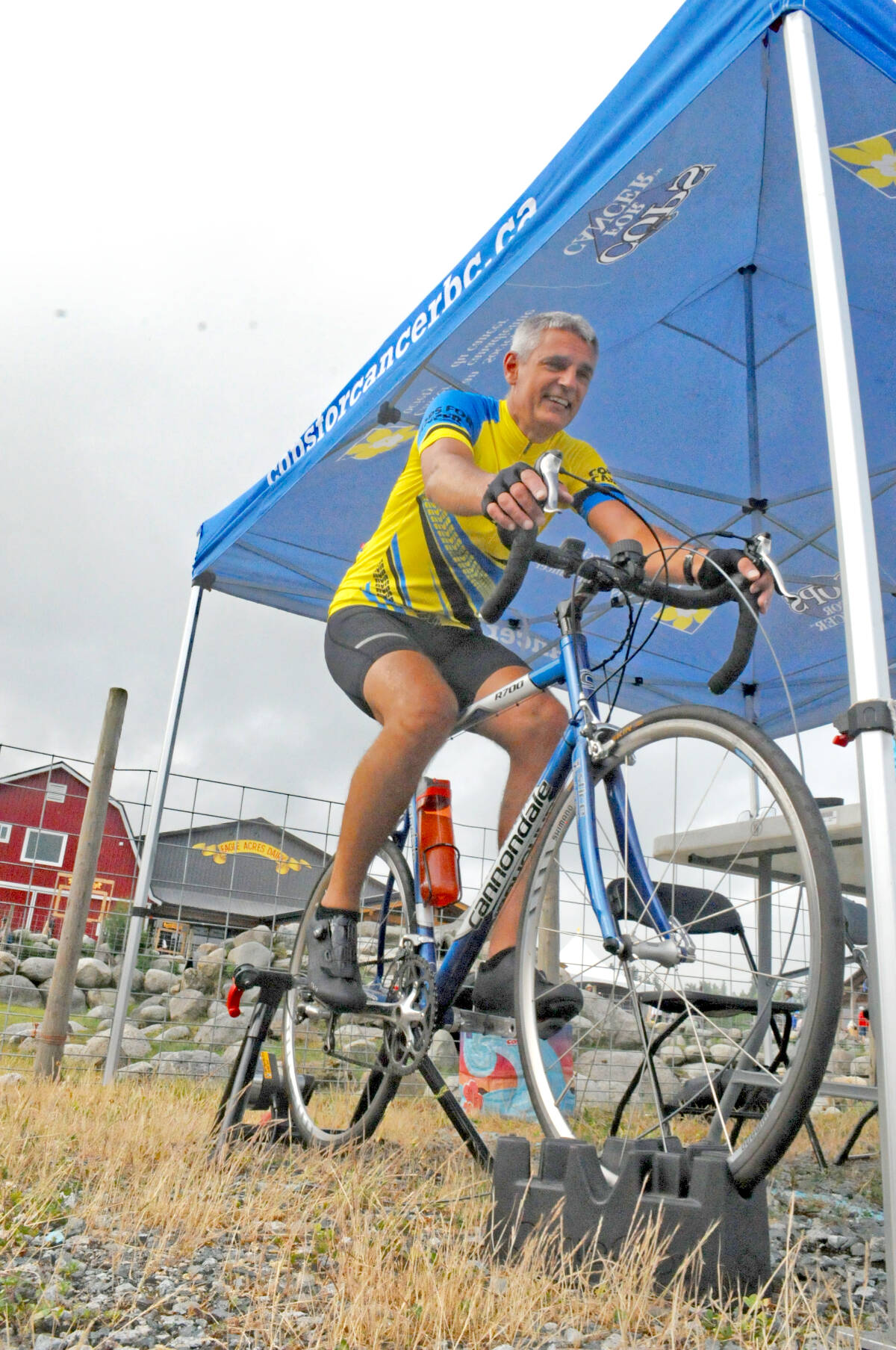 32986163_web1_230611-LAT-HC-GranFondo-._8