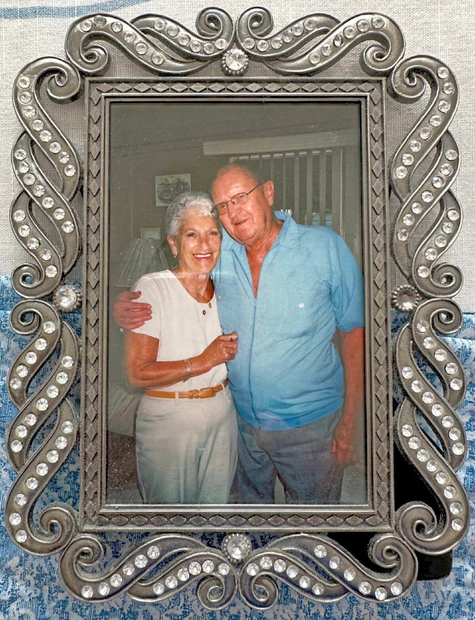 33003947_web1_230601-LAT-HC-MaggieBrown100YearsOld-._2