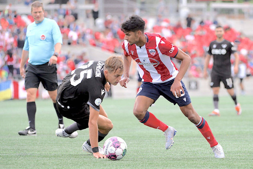 33053814_web1_230617-LAT-DF-VancouverFC-vs-Ottawa-CPL_1