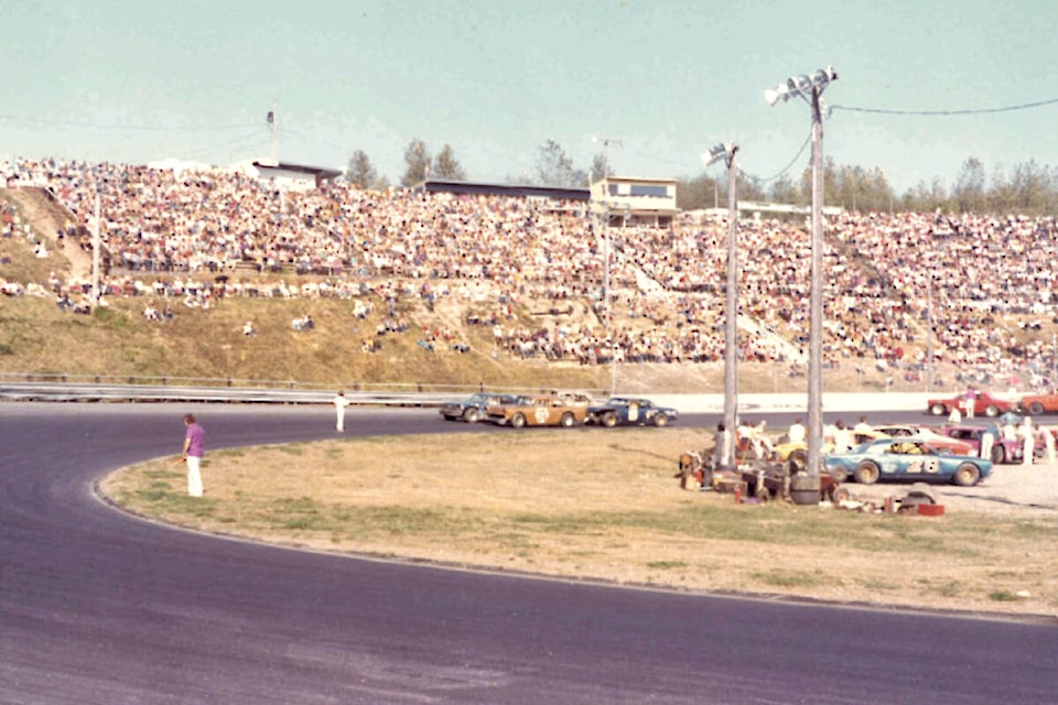 33120183_web1_230624-LAT-DF-Canada-D-eh-at-Speedway-jpeg_1