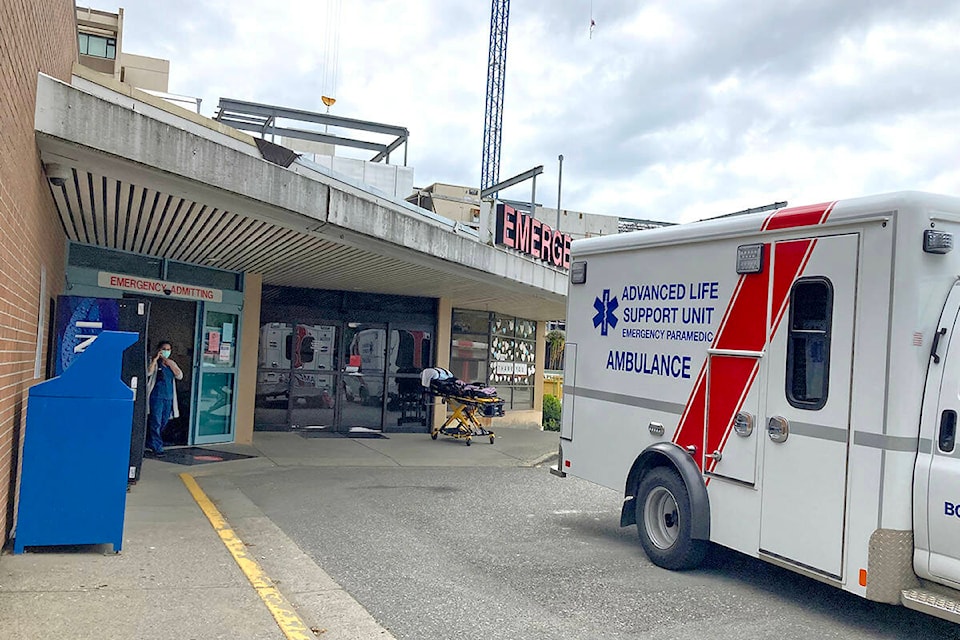 33139754_web1_Peace-Arch-Hospital_1