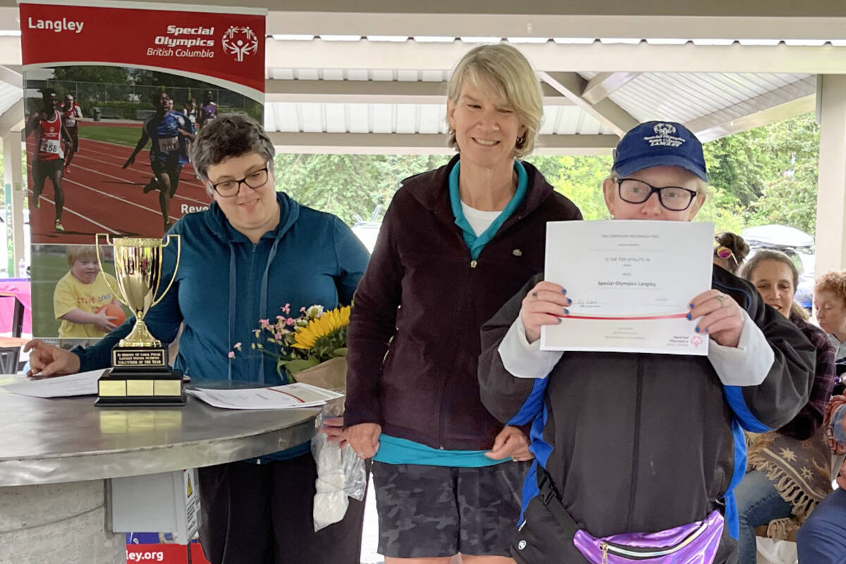 33269611_web1_230711-LAT-RH-SpecialOHonours-Athletes_3