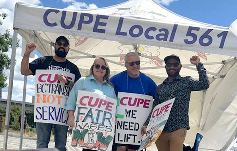 33336198_web1_230720-transitstrike-strike_1