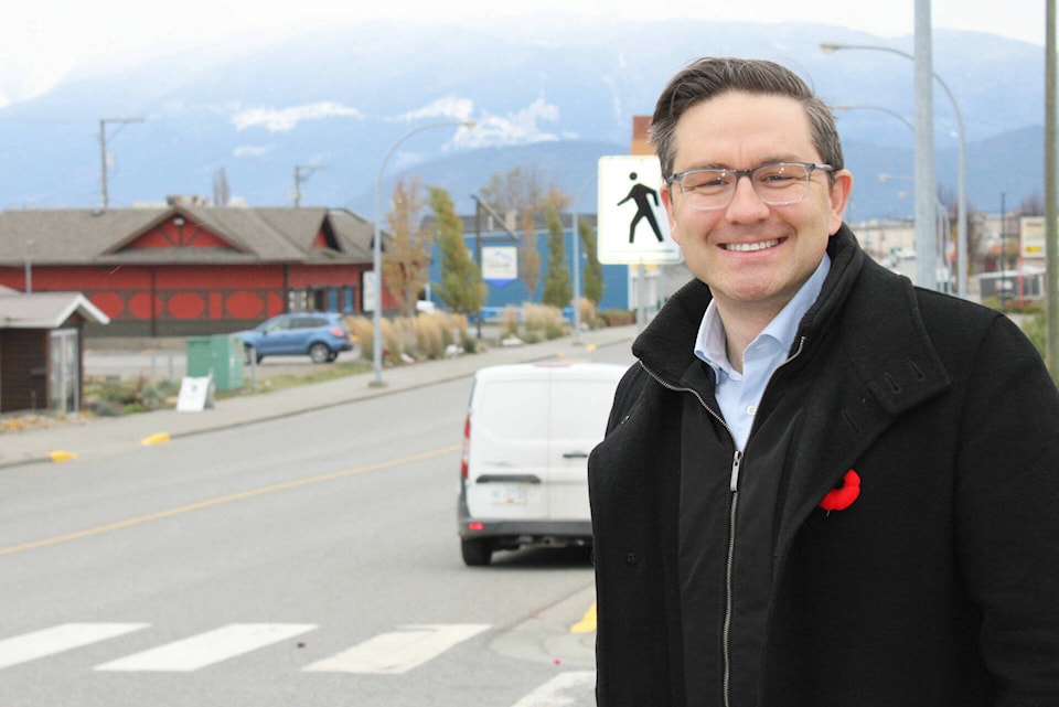 33379355_web1_230712-PWN-Poilievre_1
