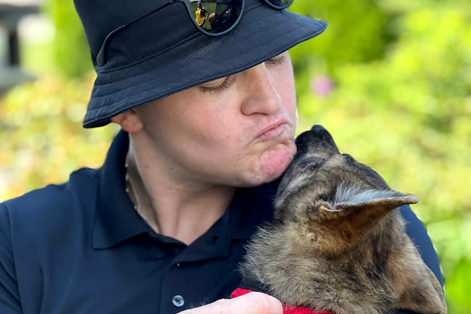 91ԭ Animal Protection Society held its first golf course at Fort 91ԭ Golf Course, which featured visits by a number of adoptable dogs and cats to golfers out on the course. The day also featured a dinner. (LAPS/Special to 91ԭ Advance Times)