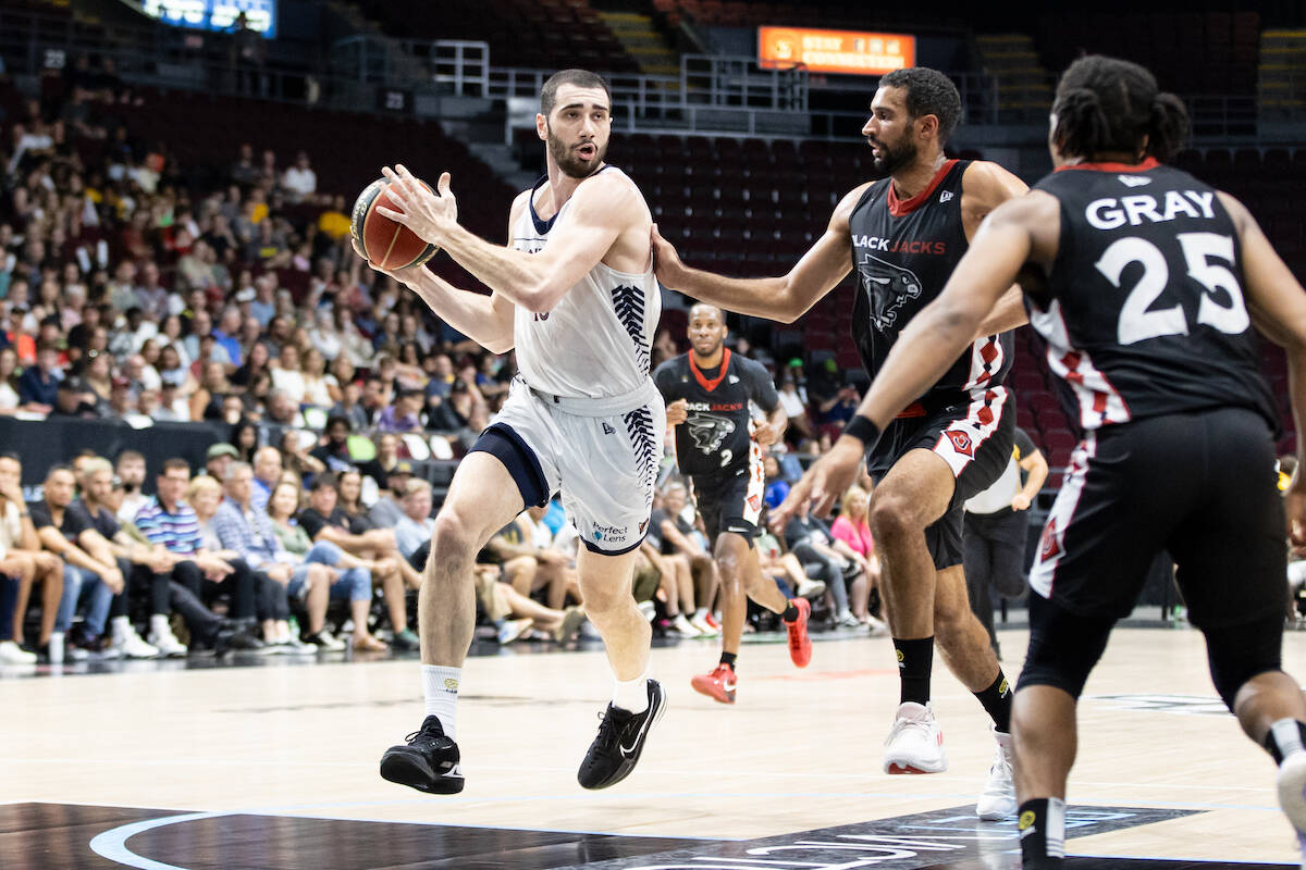 Bandits聮 Giorgi Bezhanishvili secured a double-double with 18 points and 11 rebounds against Ottawa as Vancouver earned its third road victory of the year on Thursday, July 27, and got some momentum heading into Championship Weekend at 91原创 Events Centre August 9-13. (Vancouver Bandits/Special to 91原创 Advance Times)