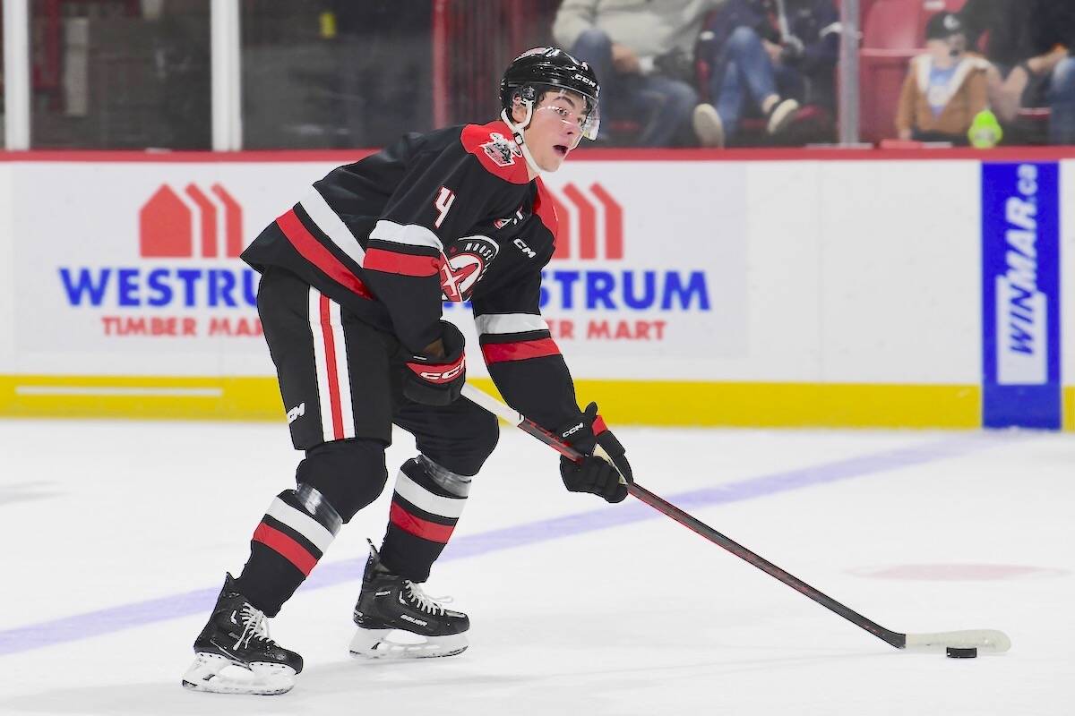 Giants have acquired 2006-born defenceman Marek Howell, along with a 2024 fourth-round pick, from the Moose Jaw Warriors in exchange for Ethan Semeniuk. (Vancouver Giants/Special to 91原创 Advance Times)
